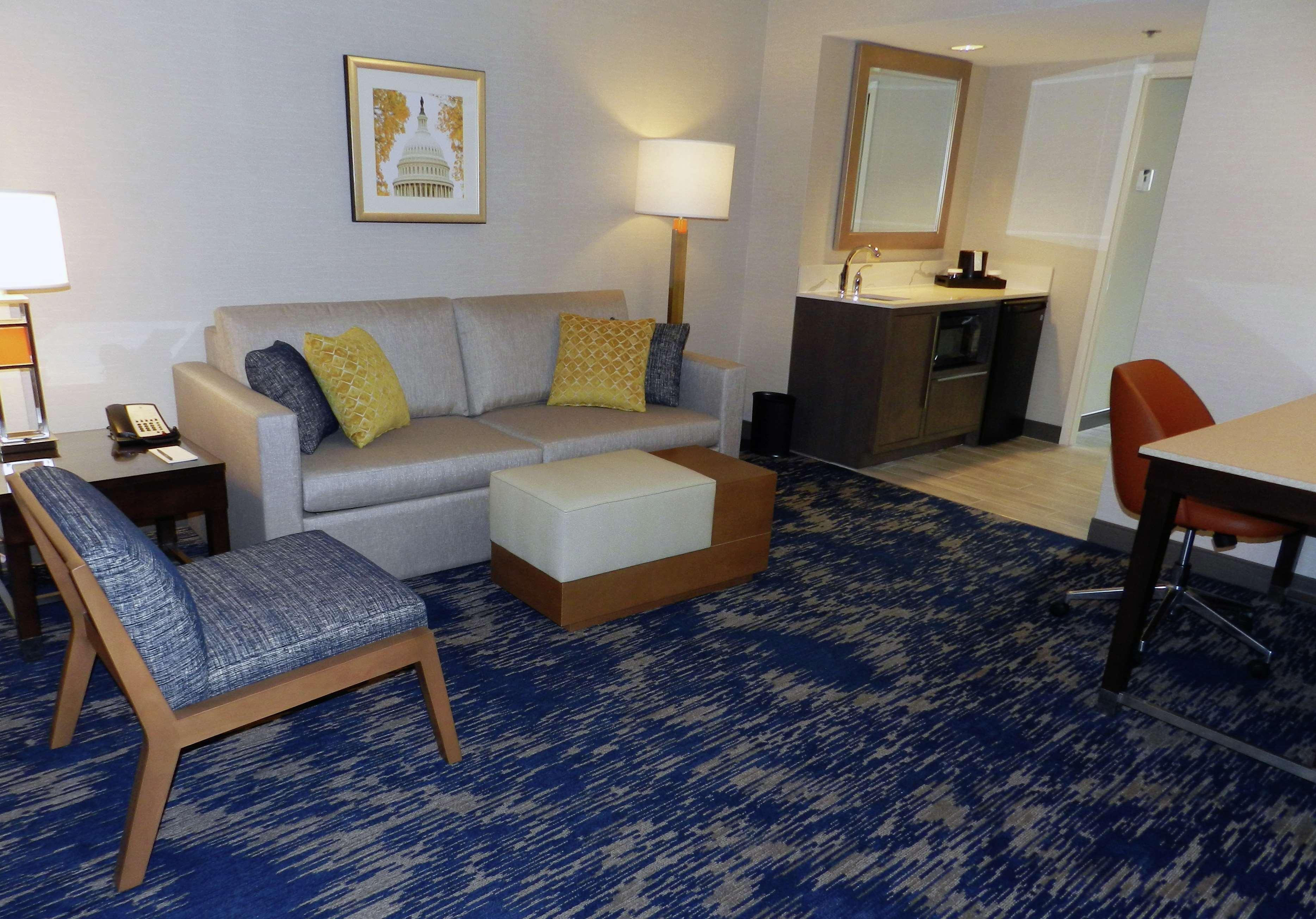 Embassy Suites By Hilton Alexandria Old Town Dış mekan fotoğraf