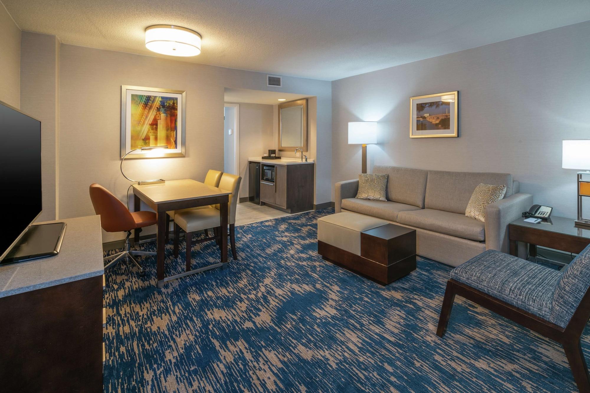 Embassy Suites By Hilton Alexandria Old Town Dış mekan fotoğraf